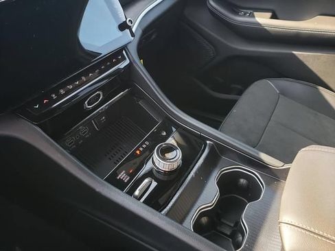 New 2026 Jeep Grand Cherokee Altitude AWD/4WD image 21