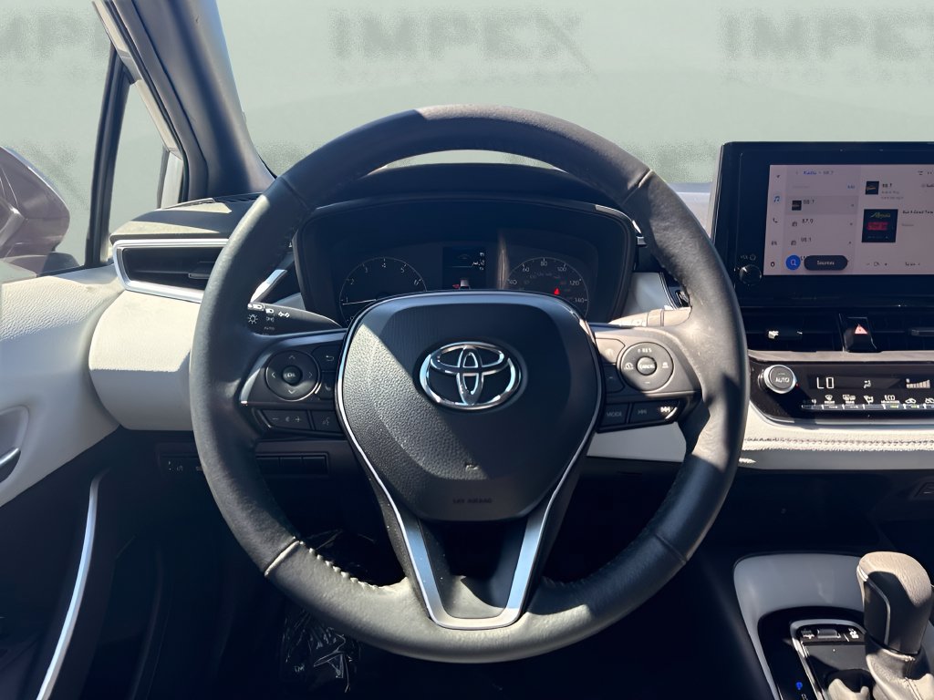 Used 2023 Toyota Corolla SE FWD image 12