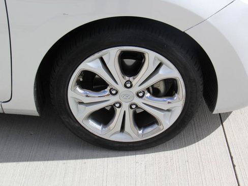 Used 2013 Hyundai Elantra GT w/ Touch & Go Pkg image 29