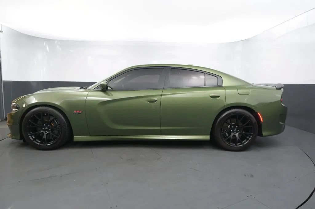 Used 2018 Dodge Charger R/T Scat Pack w/ Dynamics Package RWD image 2