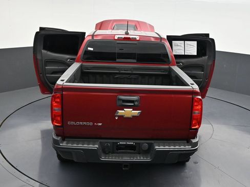 Used 2017 Chevrolet Colorado ZR2 image 40