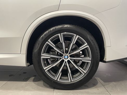 Used 2020 BMW X5 xDrive40i w/ M Sport Package AWD/4WD image 8