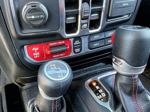 Used 2021 Jeep Wrangler Unlimited Rubicon image 24