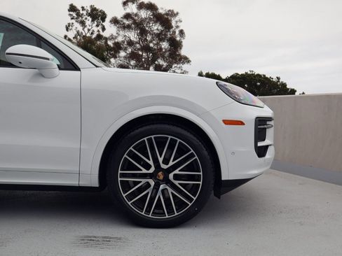 New 2026 Porsche Cayenne AWD/4WD image 11