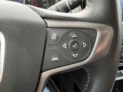 Used 2022 GMC Terrain AT4 w/ Infotainment Package II image 15