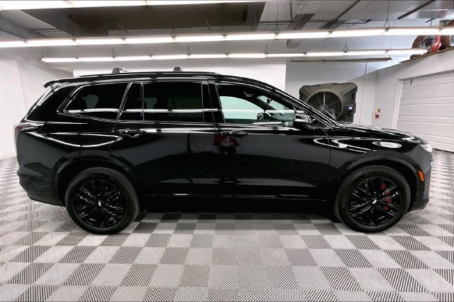 Used 2024 Cadillac XT6 Sport w/ LPO, ONYX Package AWD/4WD image 15