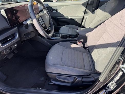 Certified 2025 Kia K4 EX image 18