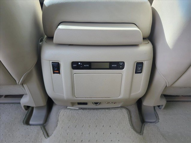 Used 2015 INFINITI QX80 2WD w/ Deluxe Technology Package image 23