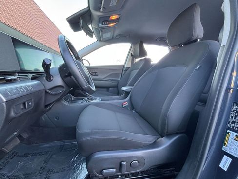 Used 2025 Hyundai Kona SEL image 27