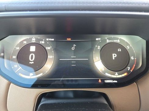 Used 2023 Land Rover Range Rover Sport SE Dynamic image 18