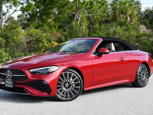 Used 2024 Mercedes-Benz CLE 300 4MATIC Cabriolet image 26