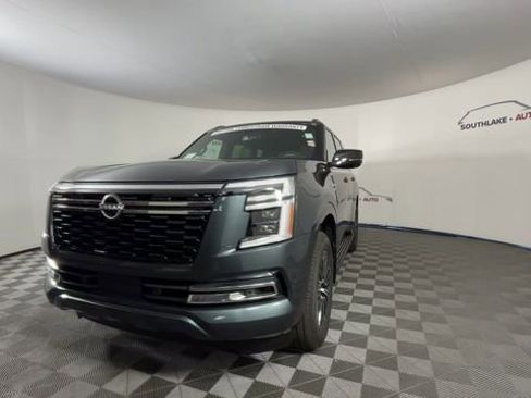 New 2026 Nissan Armada SL w/ Captain's Chari Seat Package image 3