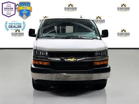 Used 2025 Chevrolet Express 2500 w/ Driver Convenience Package RWD image 2