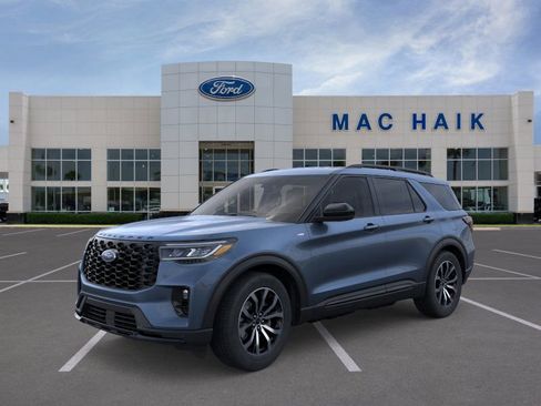 New 2025 Ford Explorer ST-Line image 1