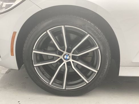 Used 2019 BMW 330i xDrive Sedan w/ Premium Package image 24