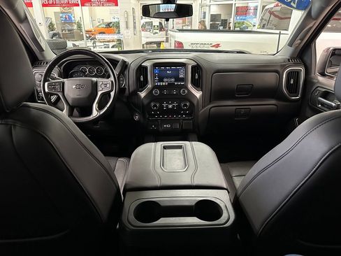 Used 2021 Chevrolet Silverado 1500 LT Trail Boss w/ Convenience Package II image 12