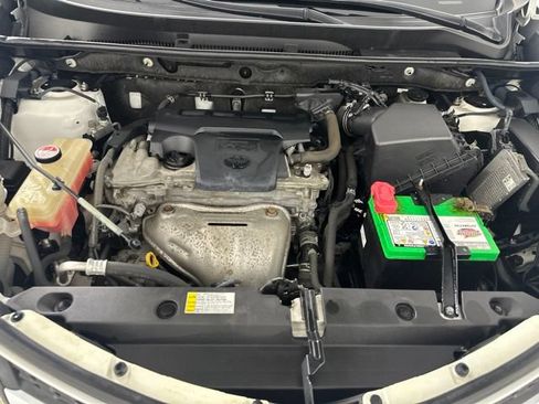 Used 2015 Toyota RAV4 XLE AWD/4WD image 12