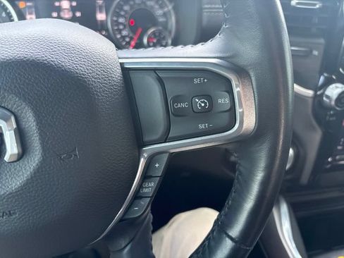 Used 2022 RAM 1500 Laramie AWD/4WD image 29
