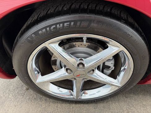 Used 2013 Chevrolet Corvette Convertible w/ 2LT Preferred Equipment Group RWD image 21