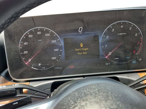 Used 2023 Mercedes-Benz C 300 4MATIC Sedan image 34