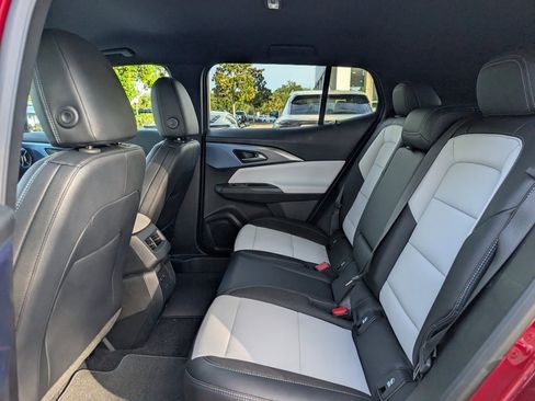 New 2026 Chevrolet Equinox EV LT image 12