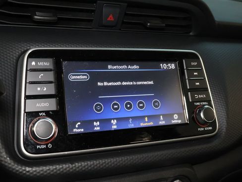 Used 2021 Nissan Kicks S FWD image 24