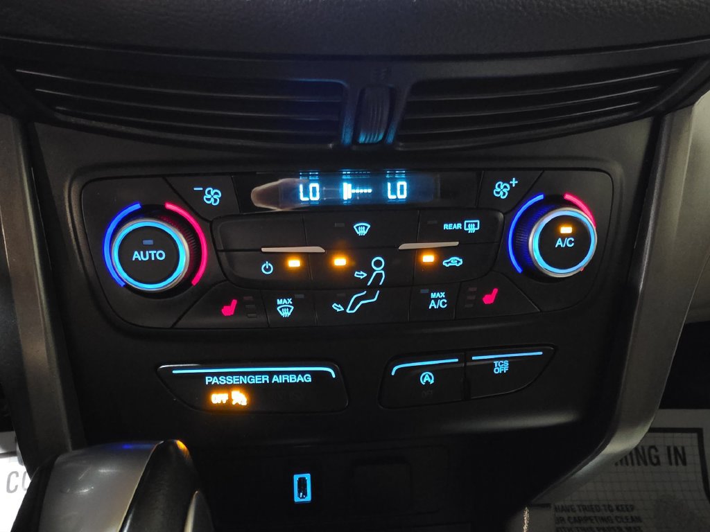 Used 2018 Ford Escape SEL FWD image 16