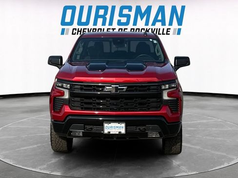 Used 2024 Chevrolet Silverado 1500 LT Trail Boss w/ Convenience Package II AWD/4WD image 8