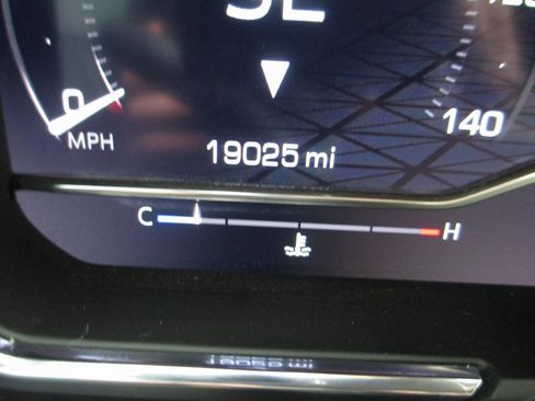 Used 2025 GMC Sierra 3500 Denali w/ Denali Reserve Package image 35