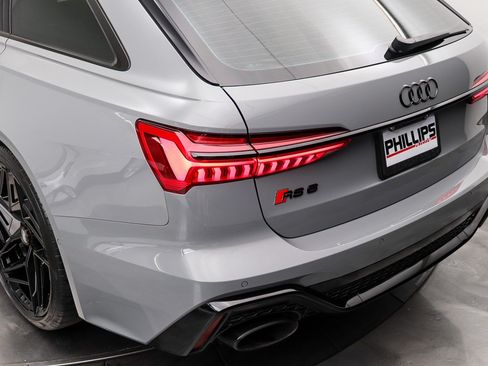 Used 2021 Audi RS 6 w/ Executive Package AWD/4WD image 12