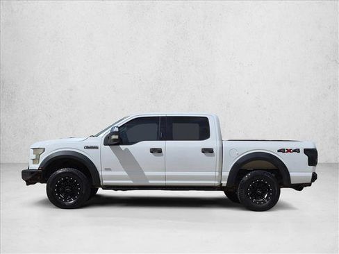 Used 2016 Ford F150 XLT AWD/4WD image 8
