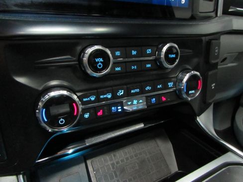 Used 2021 Ford F150 Limited AWD/4WD image 30