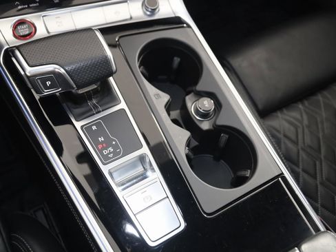 Used 2022 Audi S7 Prestige w/ Prestige Package image 31