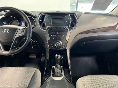 Used 2018 Hyundai Santa Fe Sport FWD image 20