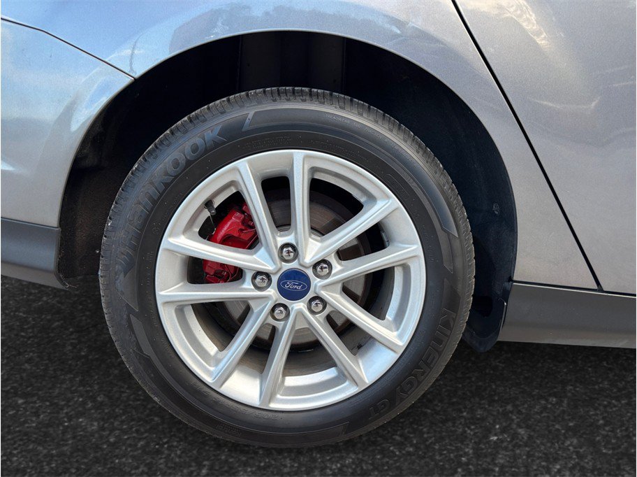Used 2013 Ford Focus SE w/ Super Fuel Economy (SFE) Pkg FWD image 13