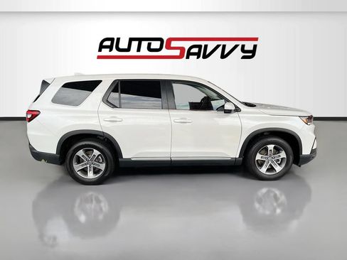 Used 2023 Honda Pilot EX-L image 8