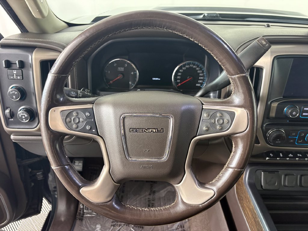 Used 2019 GMC Sierra 2500 Denali w/ Duramax Plus Package AWD/4WD image 15