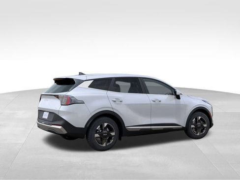 New 2026 Kia Sportage LX image 6