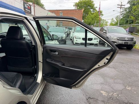 Used 2015 Toyota Camry XSE FWD image 35