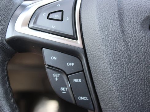 Used 2024 Ford Edge SEL AWD/4WD image 22
