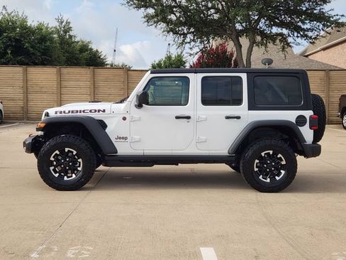 Used 2026 Jeep Wrangler Unlimited Rubicon AWD/4WD image 12