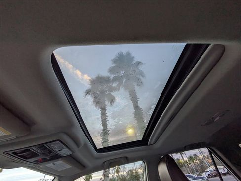 Used 2018 Toyota 4Runner Limited image 22