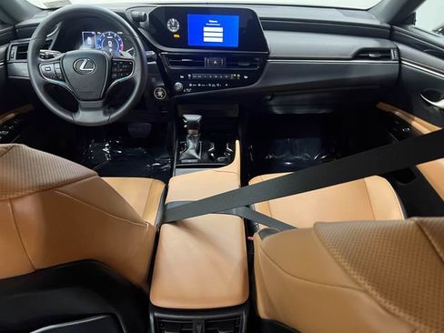 Certified 2024 Lexus ES 350 w/ Accessory Package (Z1) image 14