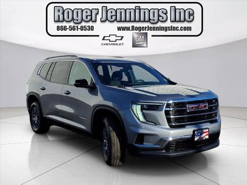 Used 2025 GMC Acadia Elevation image 6