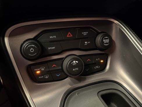 Used 2021 Dodge Challenger SXT w/ Blacktop Package image 17