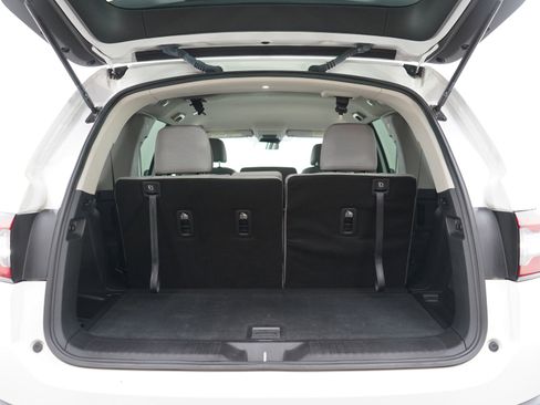 Used 2023 Honda Pilot LX image 17