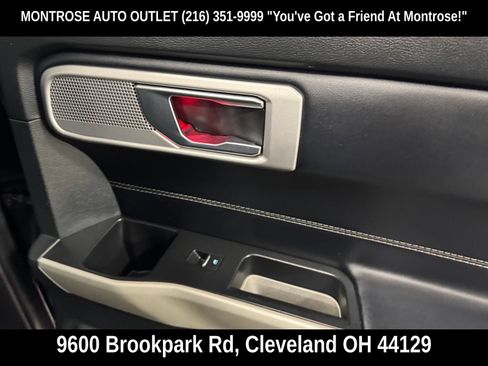 Used 2021 Ford Explorer Limited w/ Equipment Group 301A AWD/4WD image 52