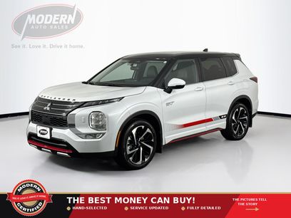 Used 2023 Mitsubishi Outlander 4WD Plug-In Hybrid