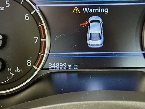 Used 2023 Nissan Altima 2.5 SR w/ SR Premium Package FWD image 12
