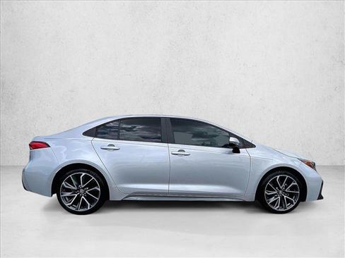 Used 2021 Toyota Corolla SE FWD image 5